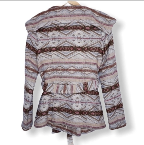 Daughters of the Liberation Aztec Print Coat - Picture 4 of 4